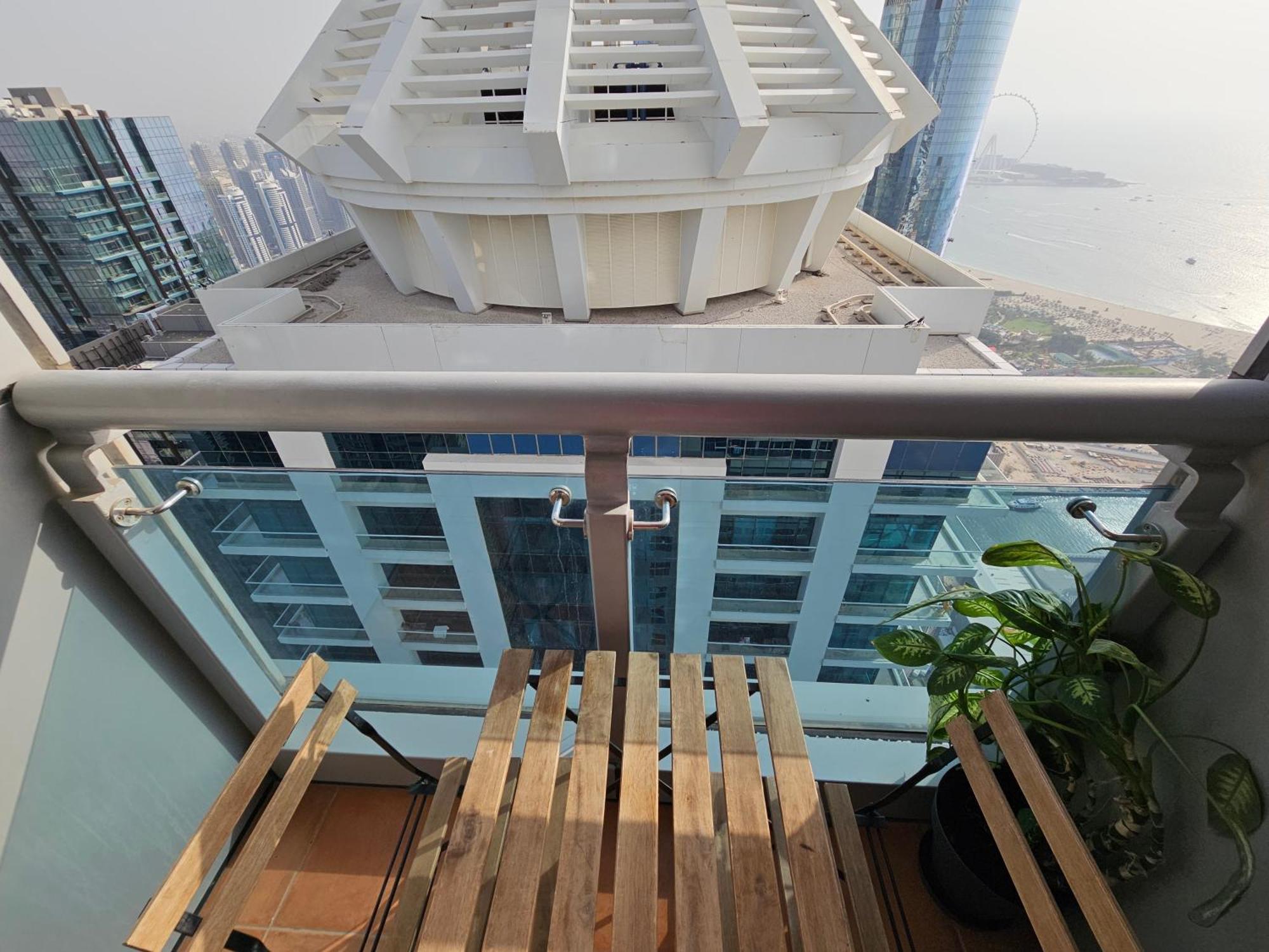 Super Host At Highest Residential Tower In The World, Private Rooms In A Shared Apartment Dubai Quarto foto