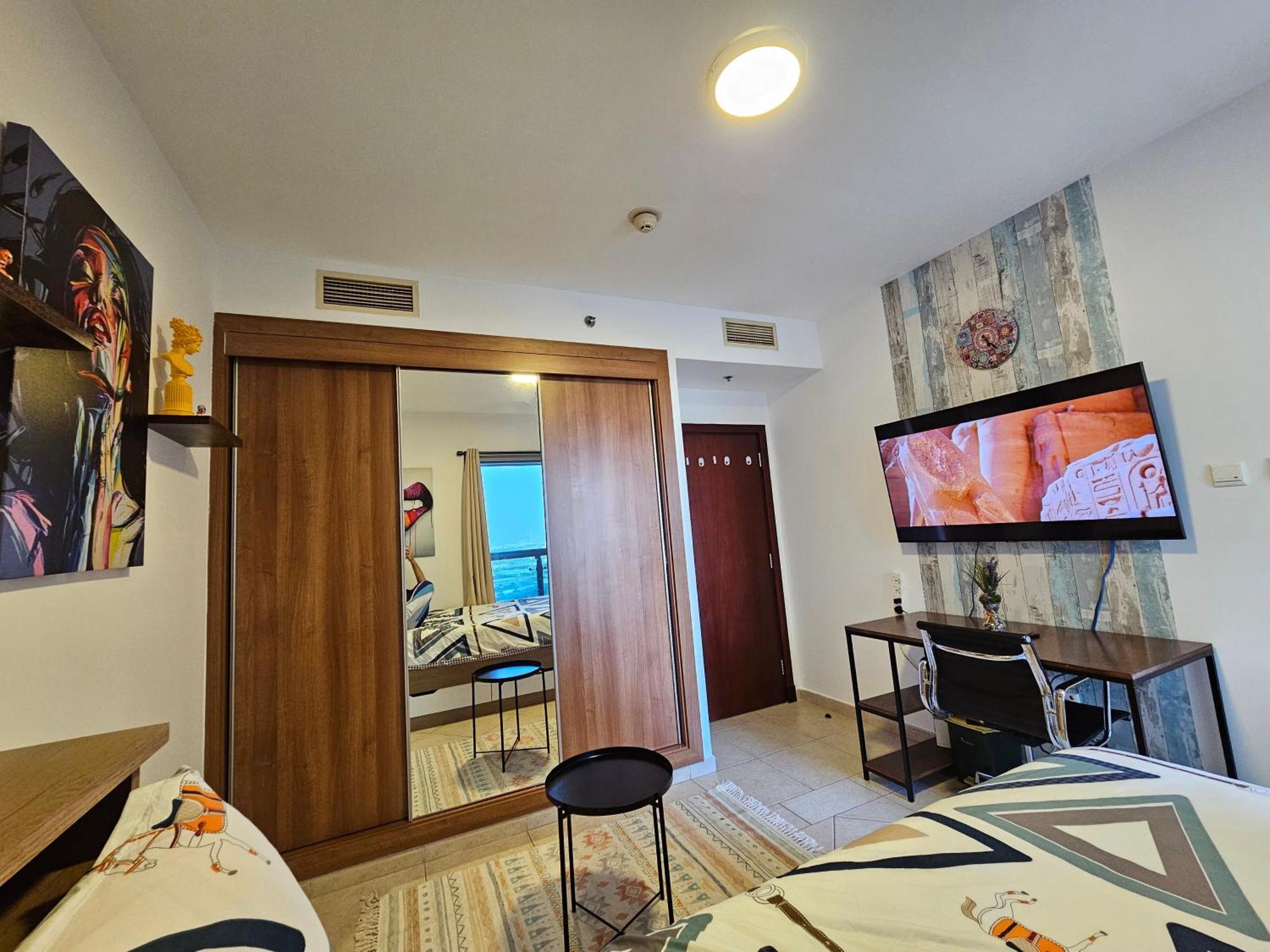 Super Host At Highest Residential Tower In The World, Private Rooms In A Shared Apartment Dubai Quarto foto